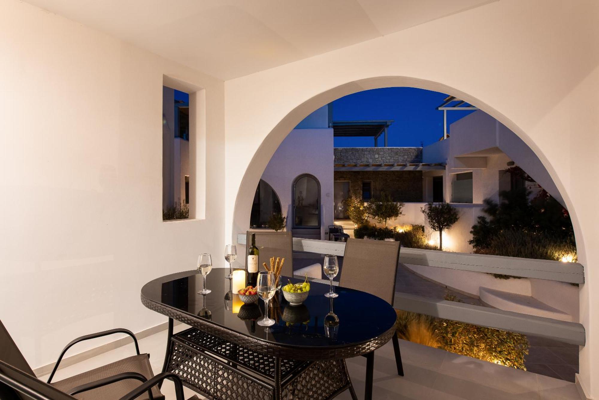 Hosting Moments Private Pool Holiday Home Ano Mera Exteriör bild