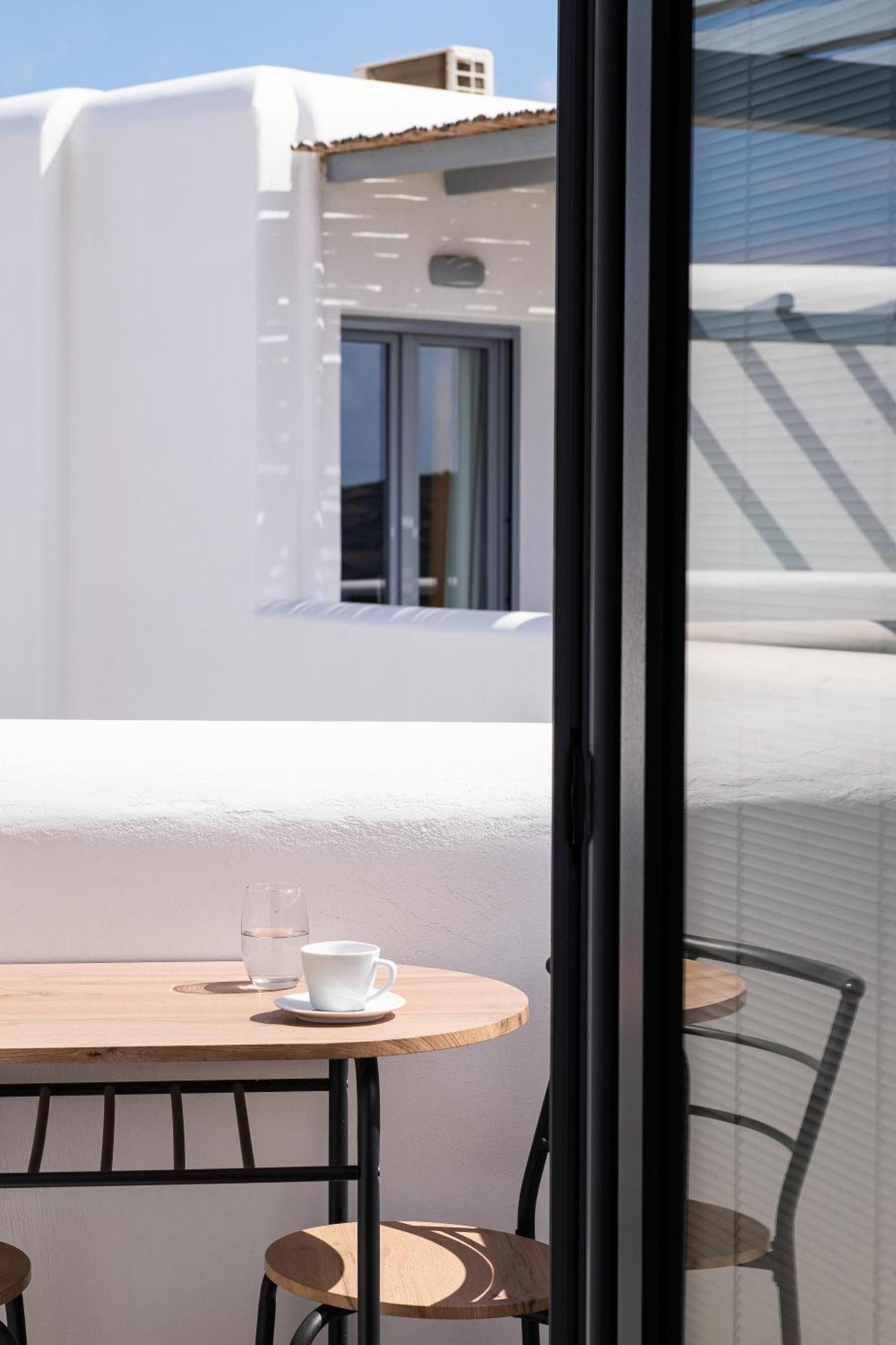 Hosting Moments Private Pool Holiday Home Ano Mera Exteriör bild