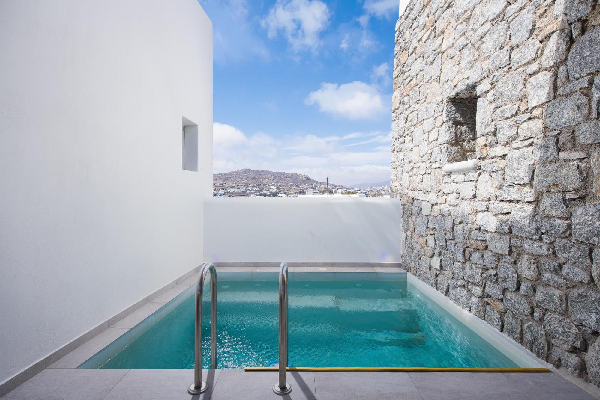 Hosting Moments Private Pool Holiday Home Ano Mera Exteriör bild