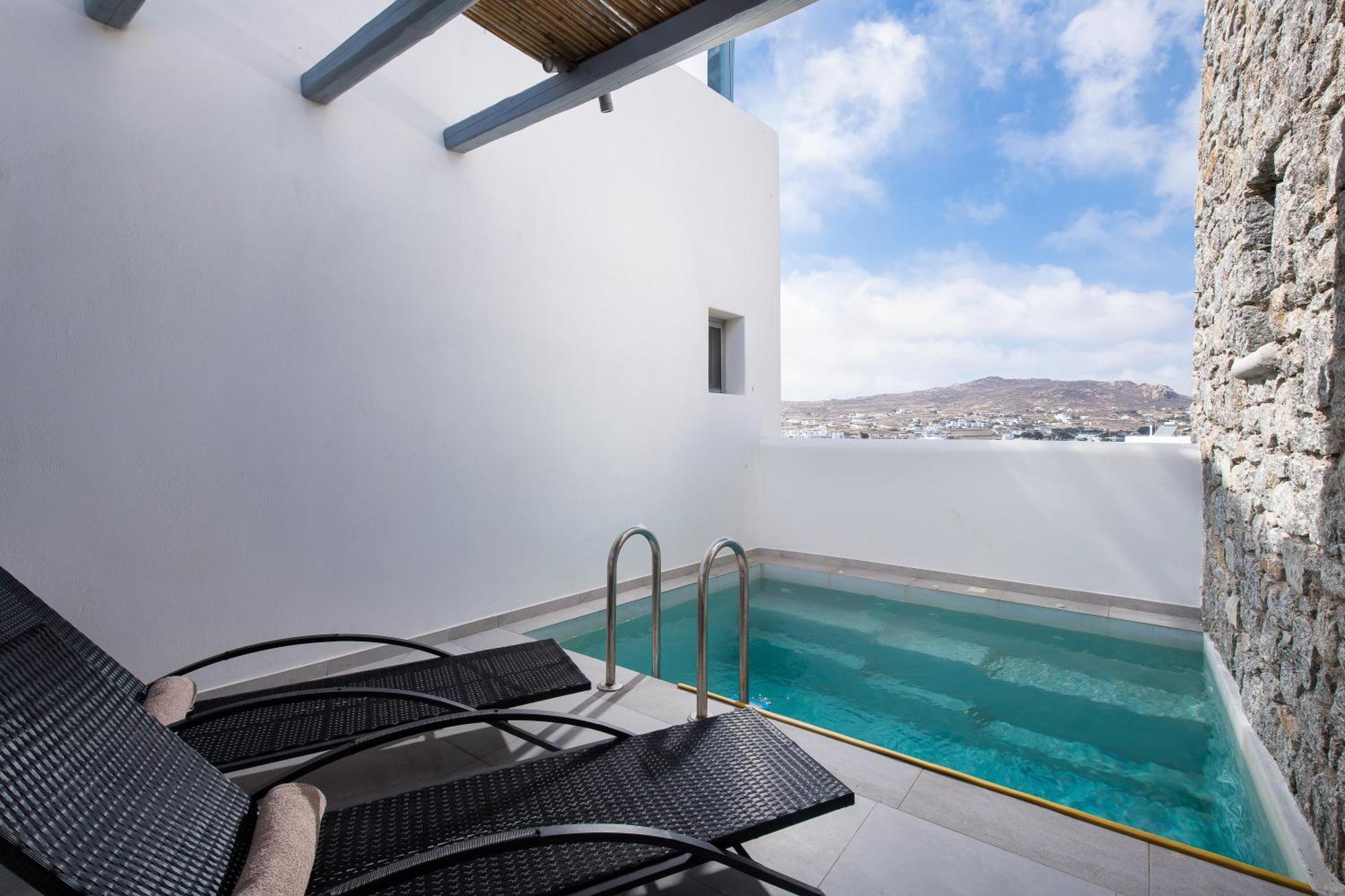 Hosting Moments Private Pool Holiday Home Ano Mera Exteriör bild